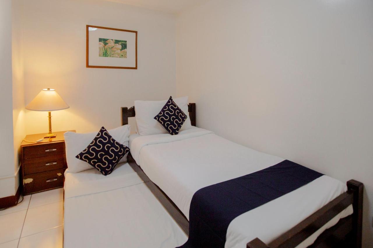 Newgrange Condotel Bandar Quezon Luaran gambar