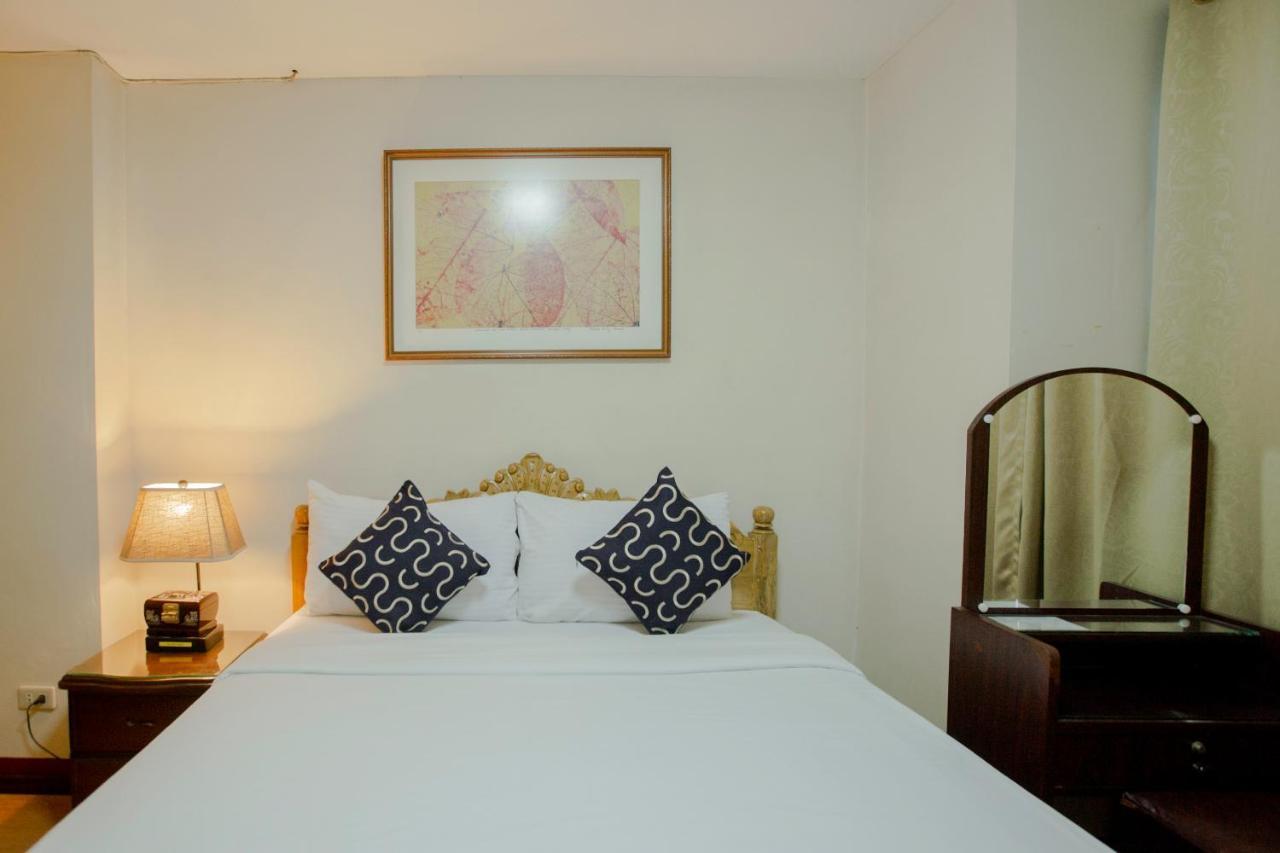 Newgrange Condotel Bandar Quezon Luaran gambar