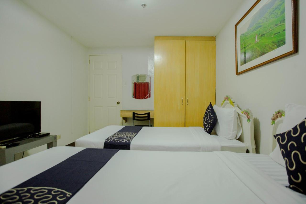 Newgrange Condotel Bandar Quezon Luaran gambar
