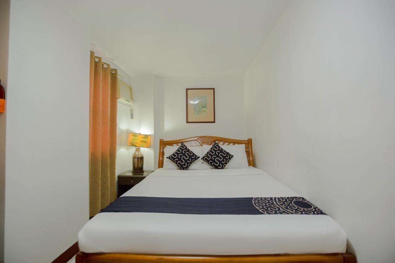 Newgrange Condotel Bandar Quezon Luaran gambar