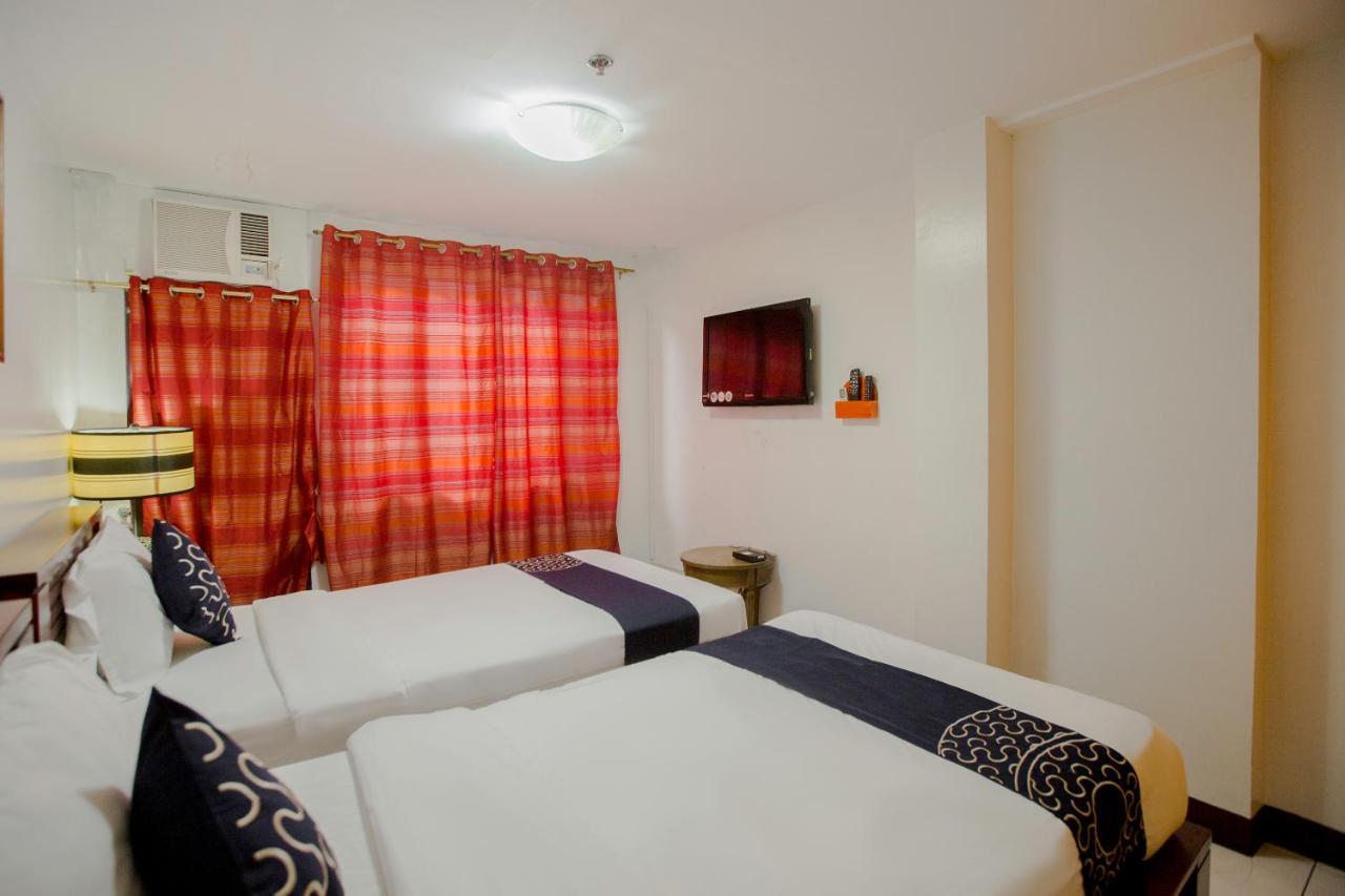 Newgrange Condotel Bandar Quezon Luaran gambar