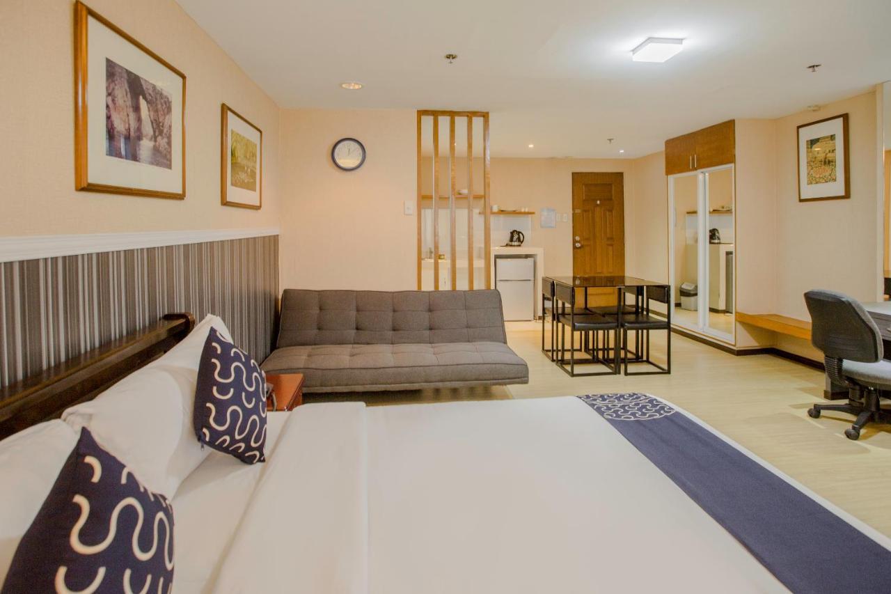 Newgrange Condotel Bandar Quezon Luaran gambar
