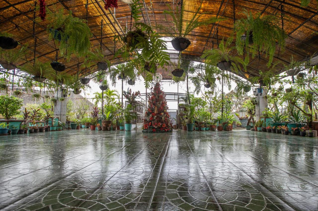 Newgrange Condotel Bandar Quezon Luaran gambar