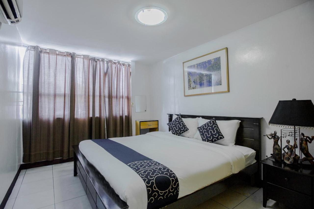 Newgrange Condotel Bandar Quezon Luaran gambar