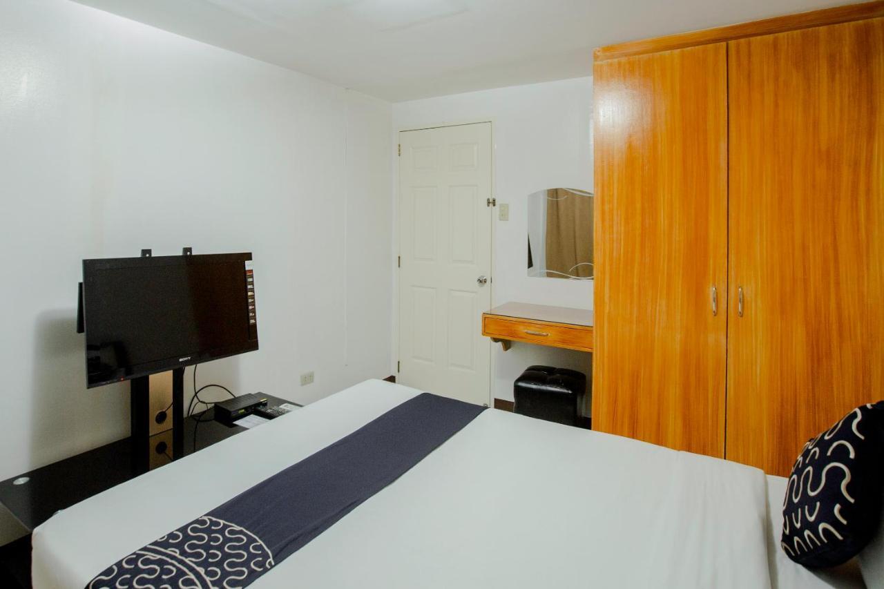 Newgrange Condotel Bandar Quezon Luaran gambar