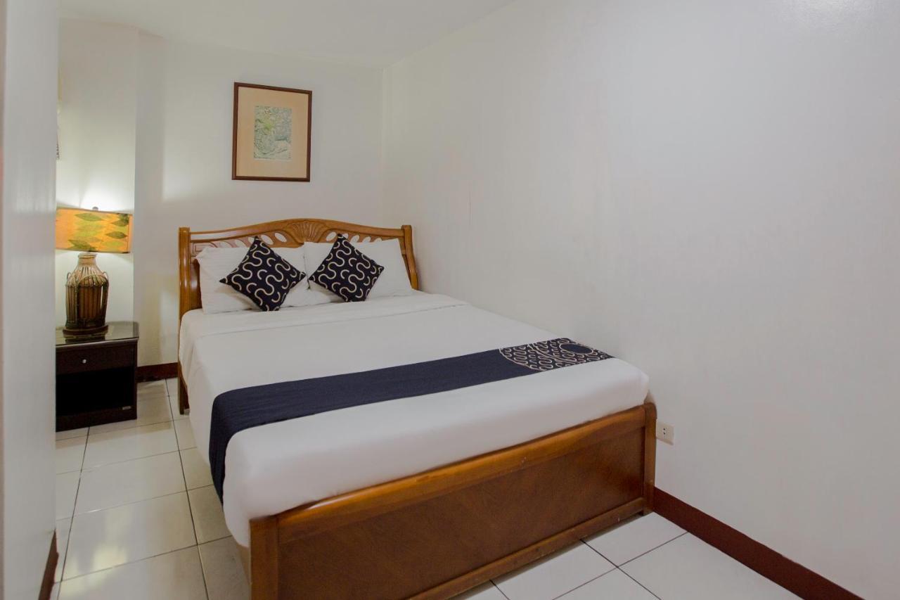 Newgrange Condotel Bandar Quezon Luaran gambar