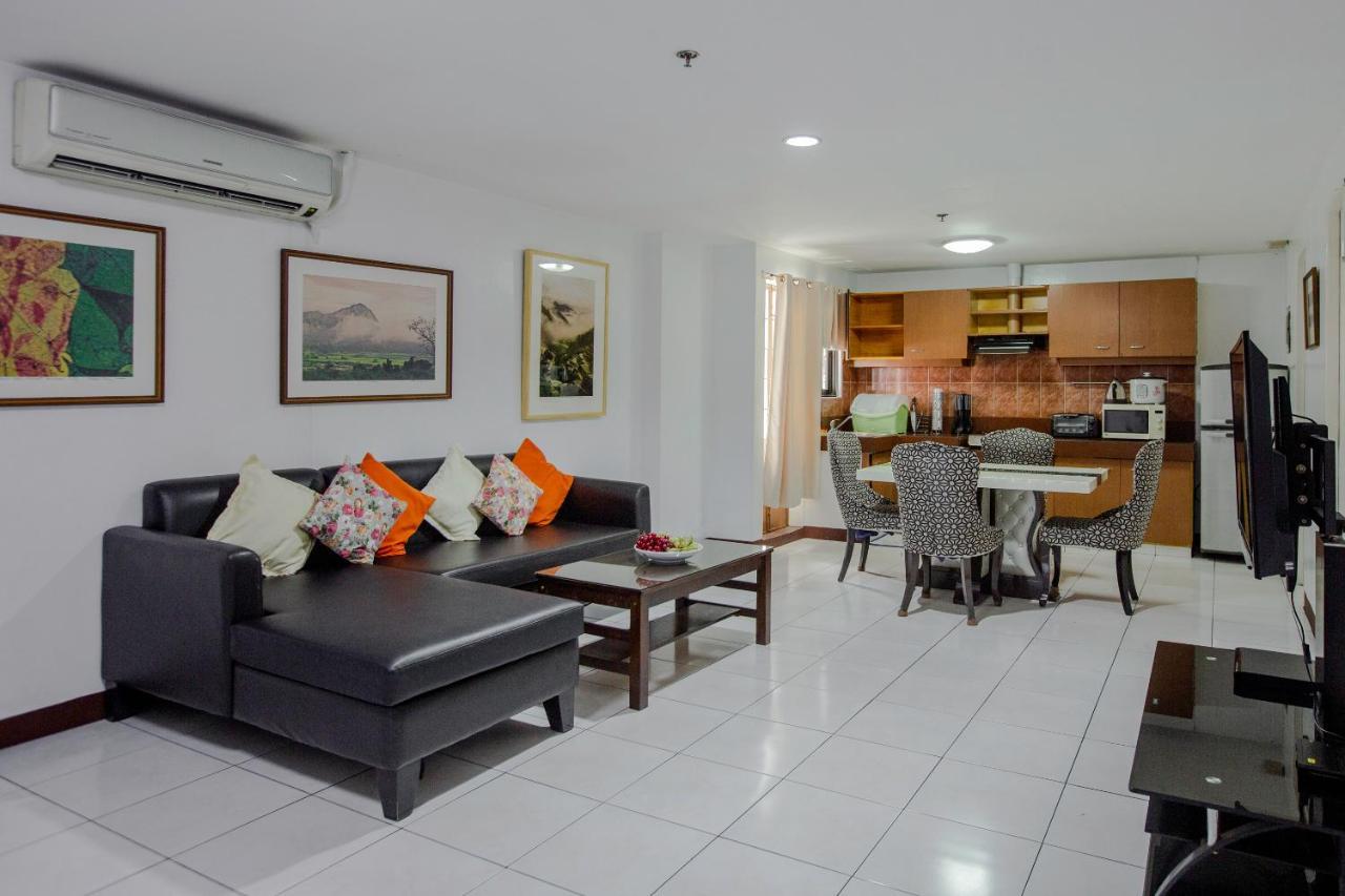 Newgrange Condotel Bandar Quezon Luaran gambar